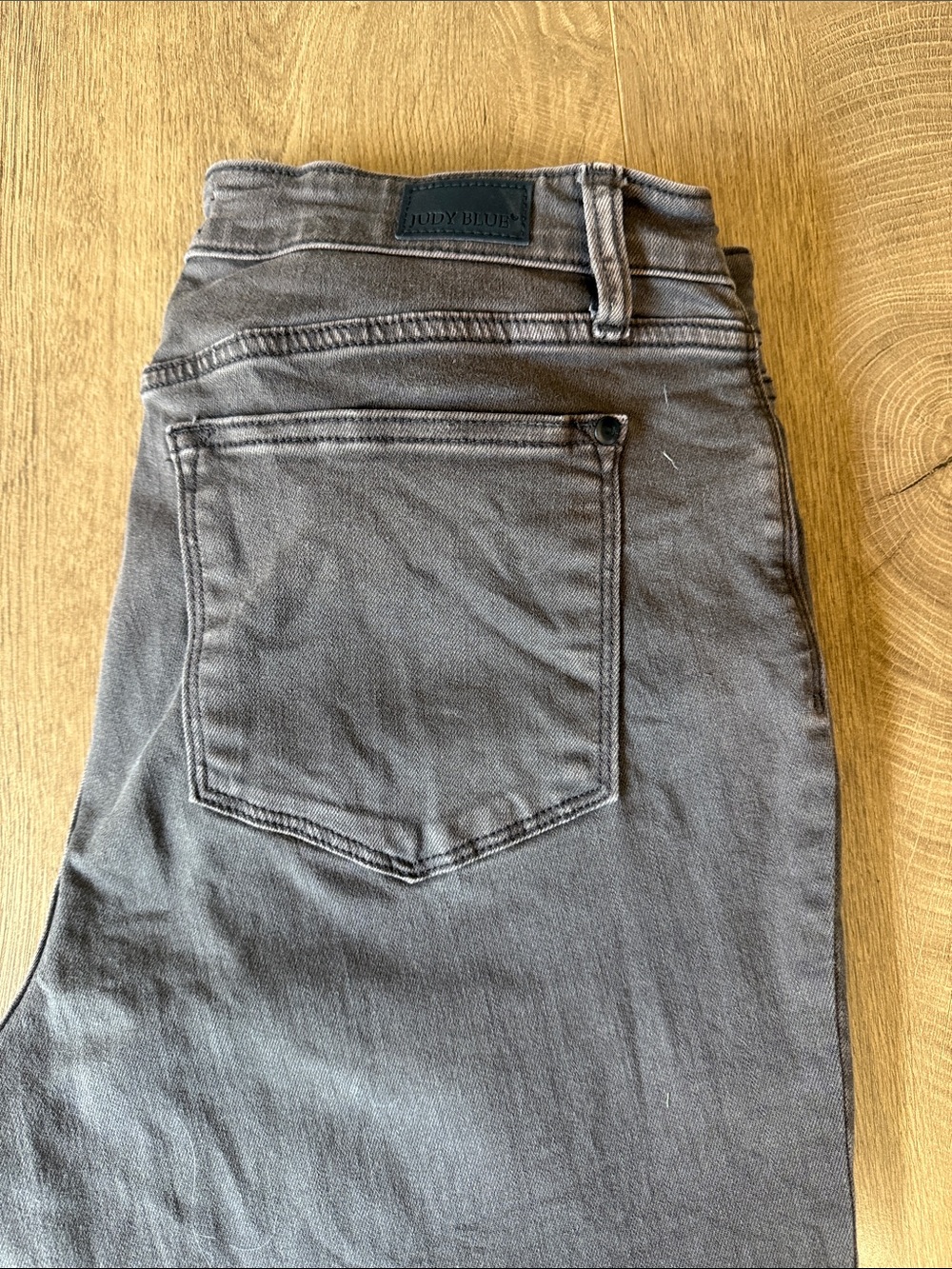 Judy Blue Straight Leg Jeans in Washed Charcoal - Picture 3 of 3